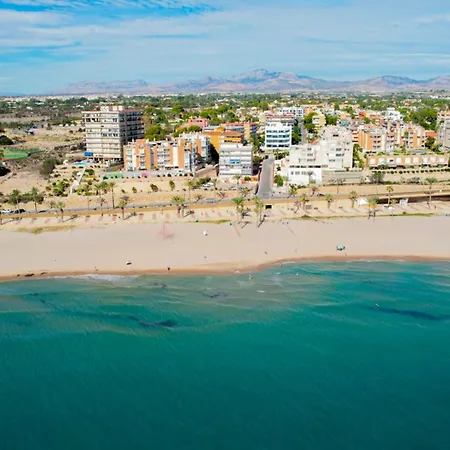 Oia By United Renters *